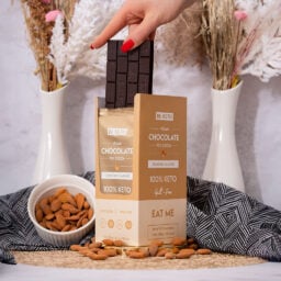 Veganská Keto Čokoláda + MCT Olej - Křupavé Mandle 80g