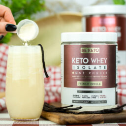 Keto Syrovátkový Izolát + MCT - Francouzská Vanilka 300G Keto Syrovátkový Izolát + MCT - Francouzská Vanilka 300G