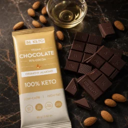 Veganská Keto Čokoláda + MCT Olej – Křupavé Mandle 80g