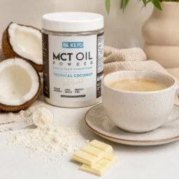 MCT Olej v Prášku – Kokos a Bílá Čokoláda 300G – Lifestyle 1 MCT Olej v Prášku – Kokos a Bílá Čokoláda 300G